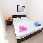 Intea 3* Golem (Tirana)