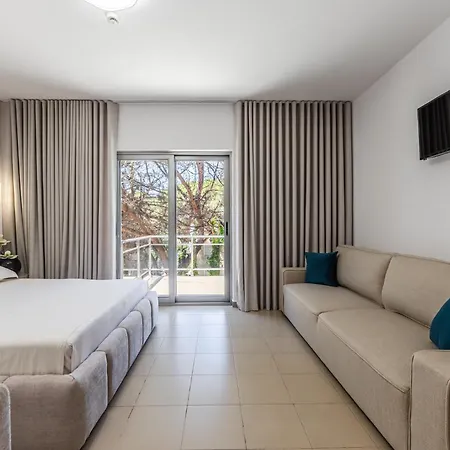 Hotel Intea Durres Golem (Tirana)