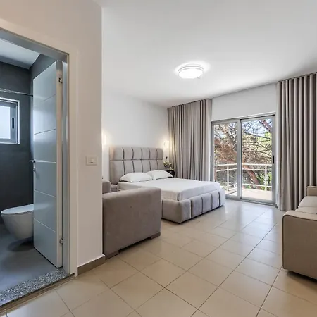 Intea Durres غوليم
