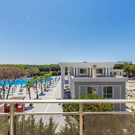 Intea Durres 3*